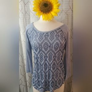 NWT Maurices Medium Zig Zag Multi Blue Colored Top